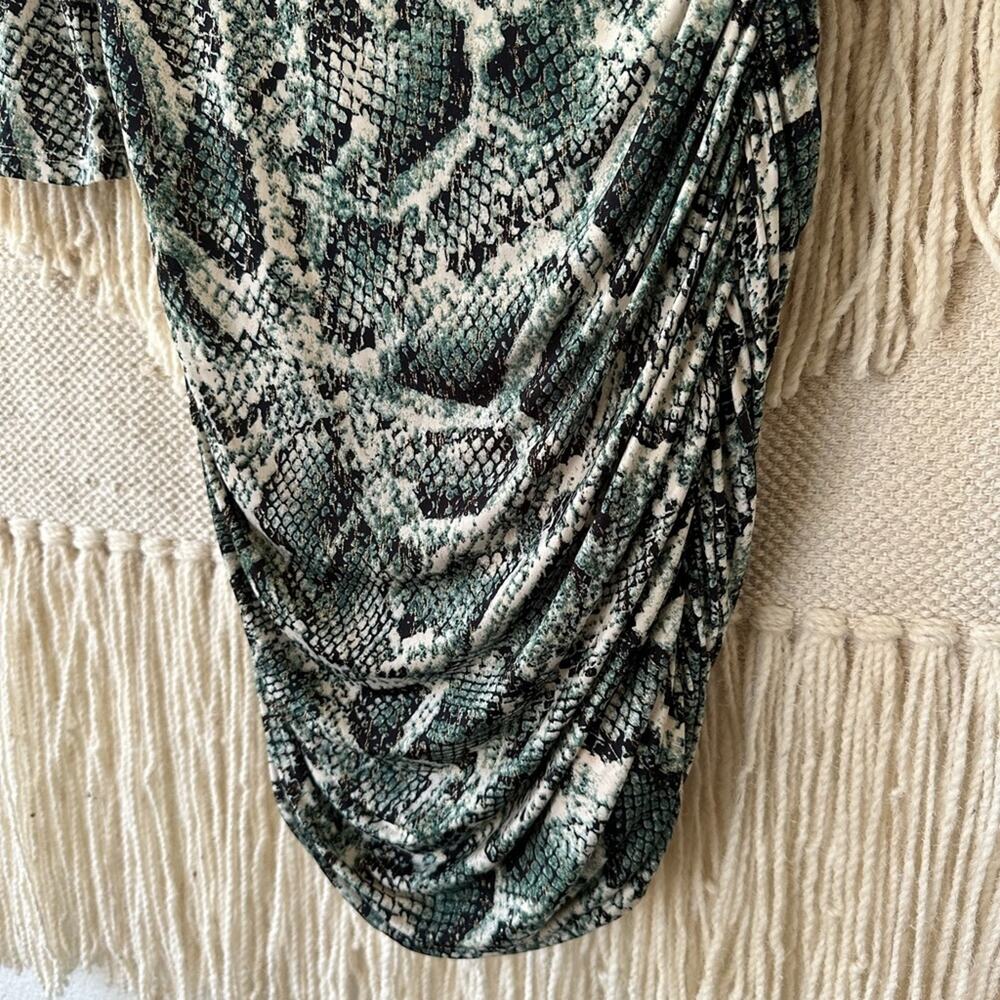 Alexia Admor Ruched Python Dress - Picture 5 of 9